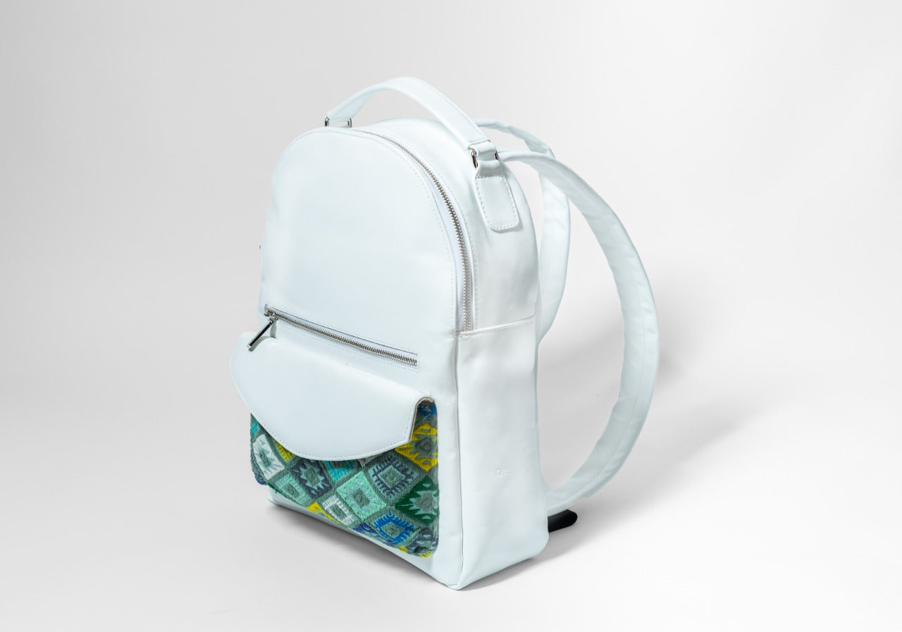 Bolso Artesanal Bag Pack Piel C’ANALETIC (Cielo estrellado en tzotzil)