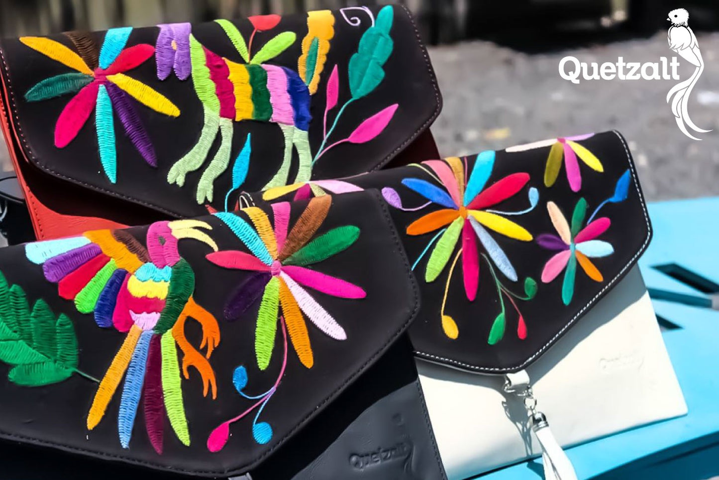 Carteron Artesanal en piel con bordados de Tenango