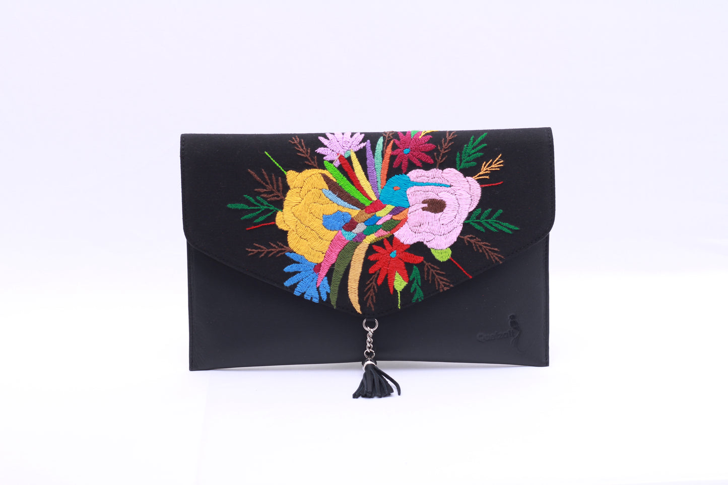 Carteron Artesanal en piel con bordados otomis Gatü (Colibri en Otomi)