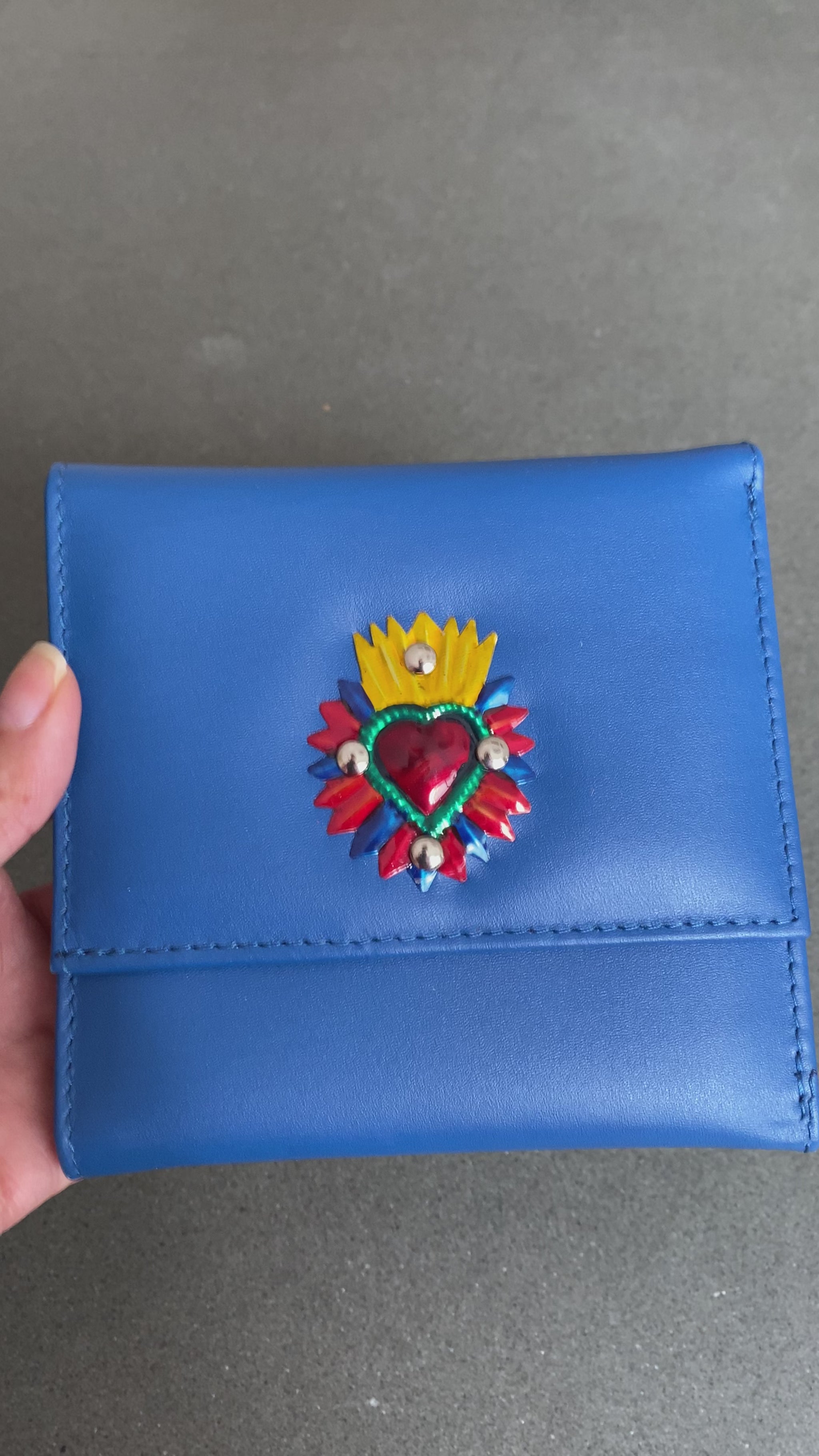 Interiores de nuestra Cartera Corazón Divino 